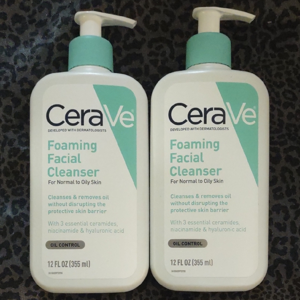CeraVE White and Green Cleanser & Exfoliant